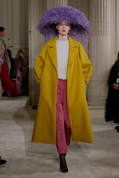 Look 7